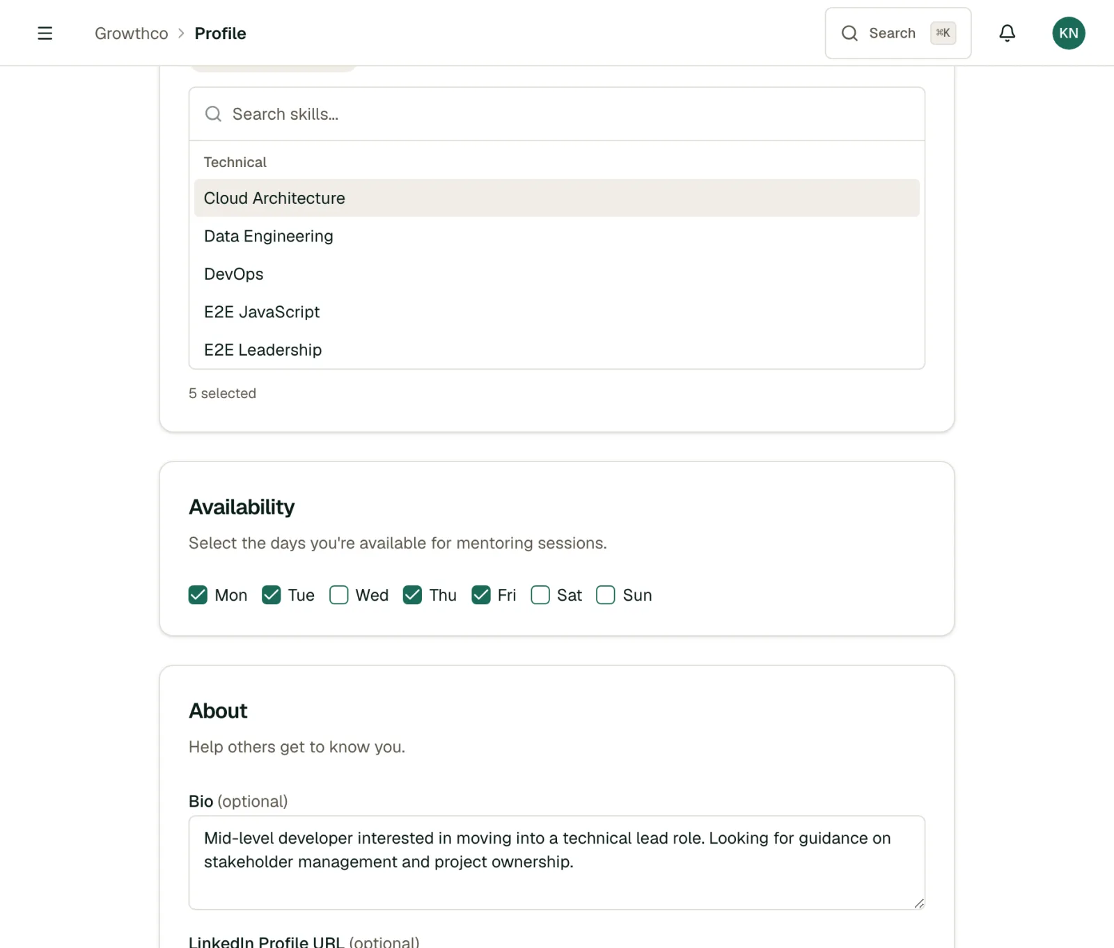 Profile availability section with day-of-week checkboxes and bio field