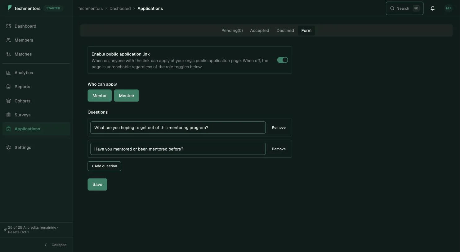 Applications Form tab showing the accepting-mentors and accepting-mentees toggles, the public link toggle, and the custom question list